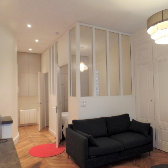  Annonces OULLINS : Appartement | LYON (69002) | 46 m2 | 1 300 € 