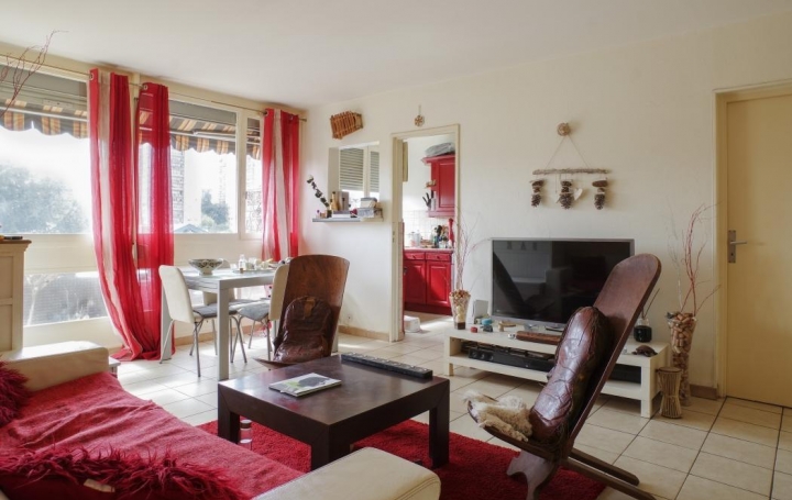 Annonces OULLINS : Apartment | BRON (69500) | 61 m2 | 135 000 € 